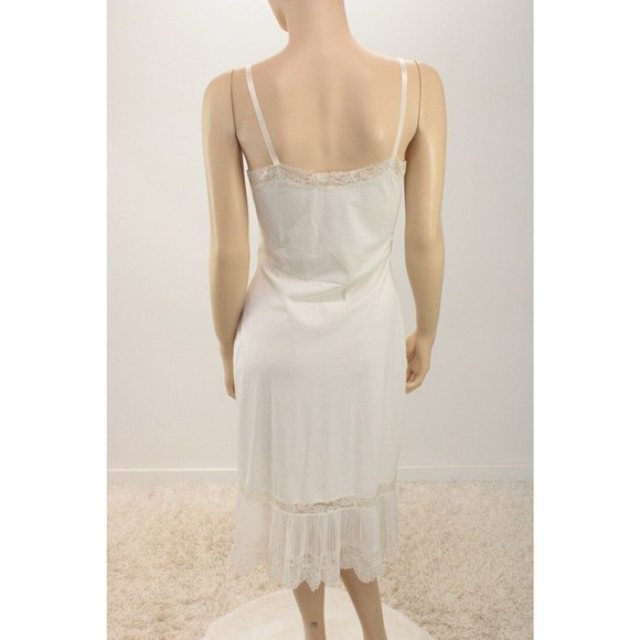 Vintage Van Raalte Full Slip sz 32 Suavette Fancy Lace Trim Creamy White Nylon S - Picture 4 of 10